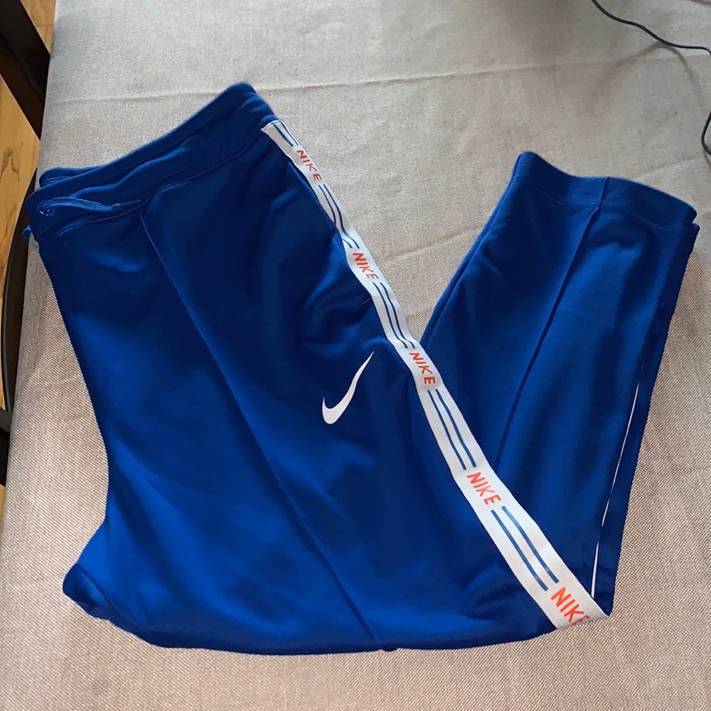 Nike Capri sweatpants
